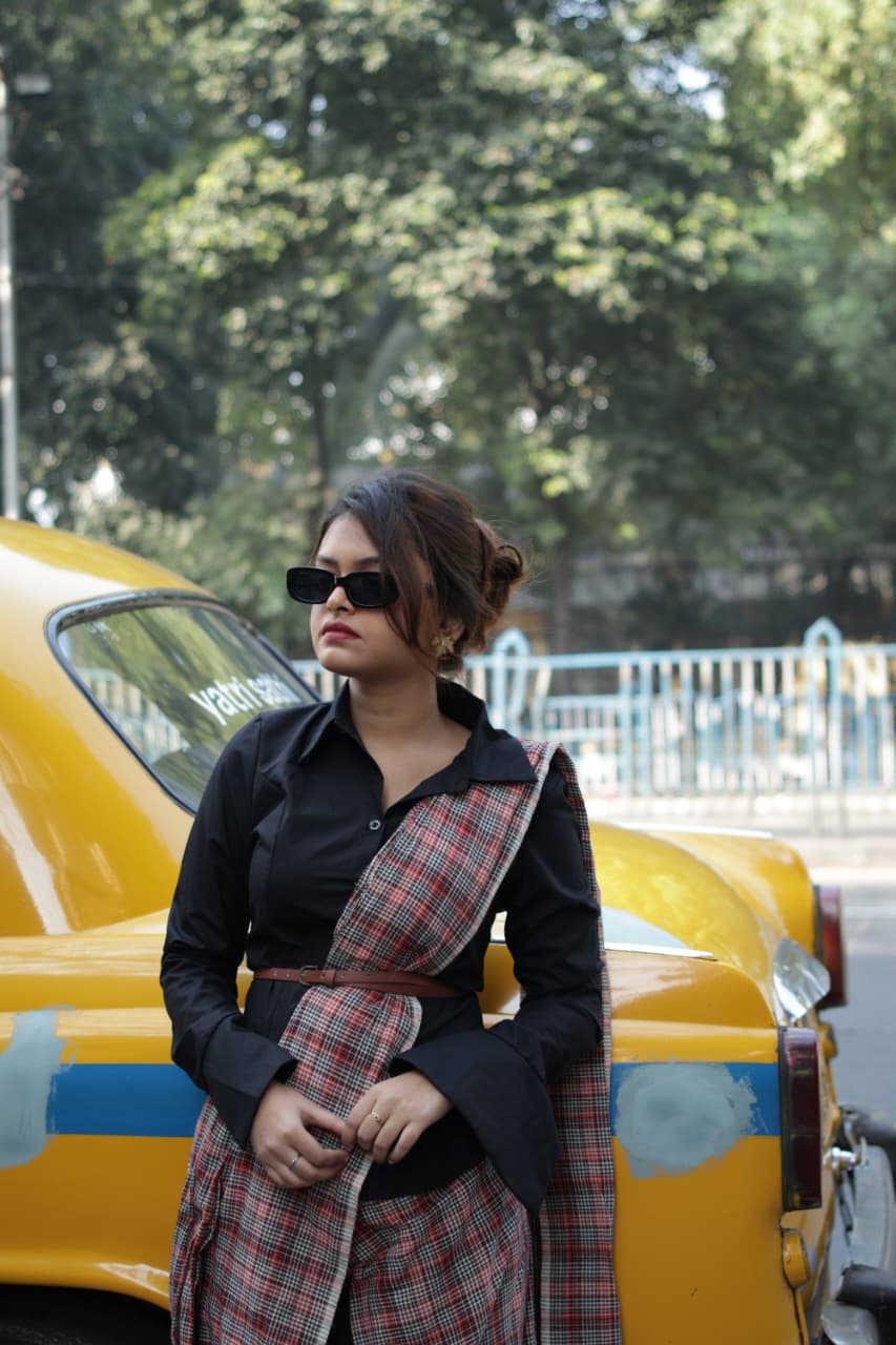 Gaamcha • Phulia • Cotton--Crimson Braid -Crimson Braid 