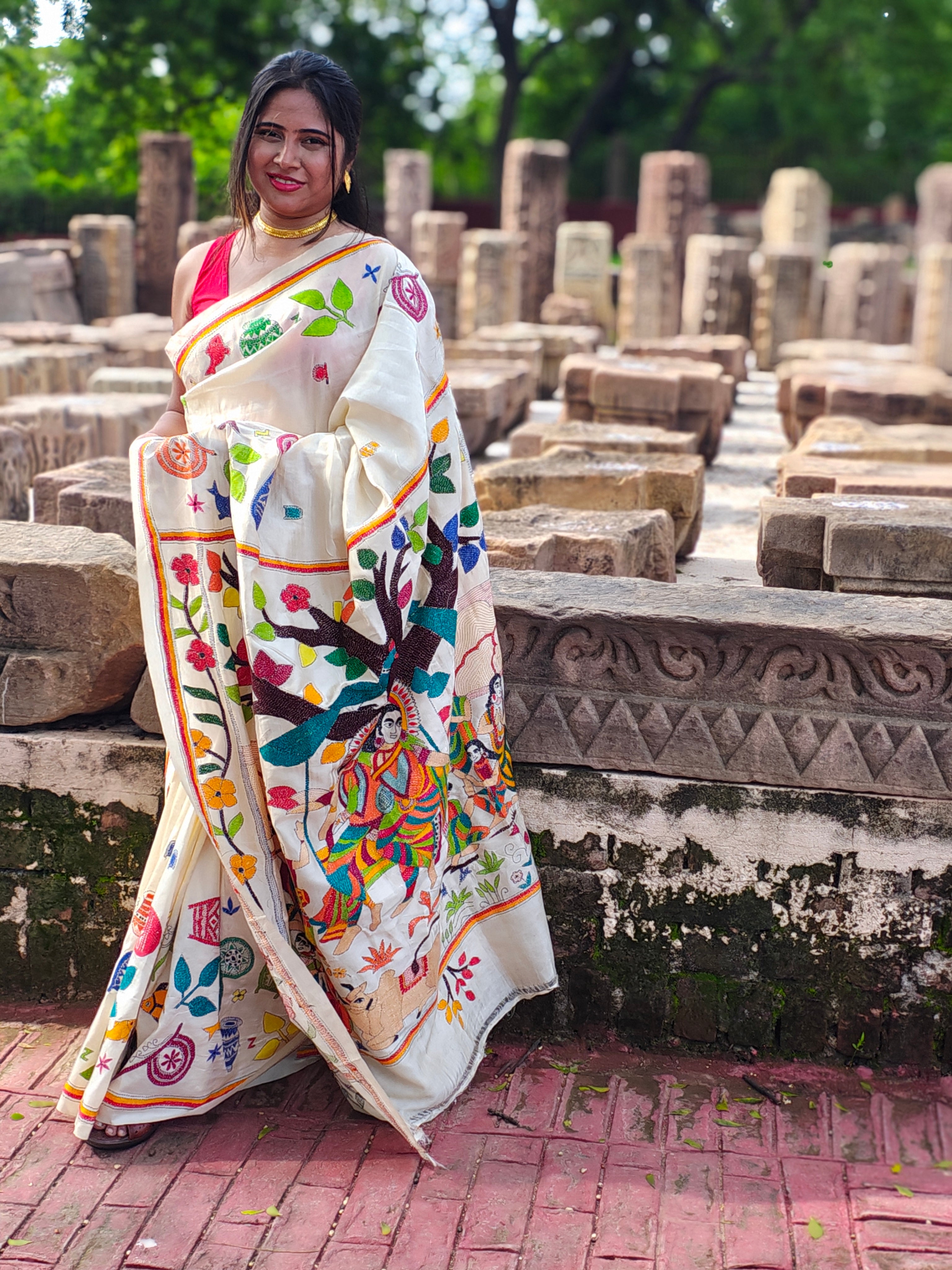 Mrinalī • Kantha Stitch • Tussar