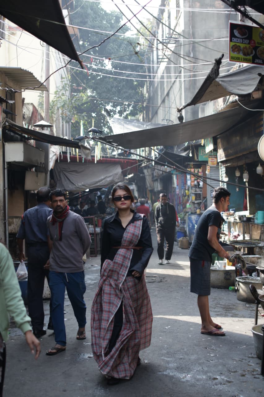 Gaamcha • Phulia • Cotton--Crimson Braid -Crimson Braid 