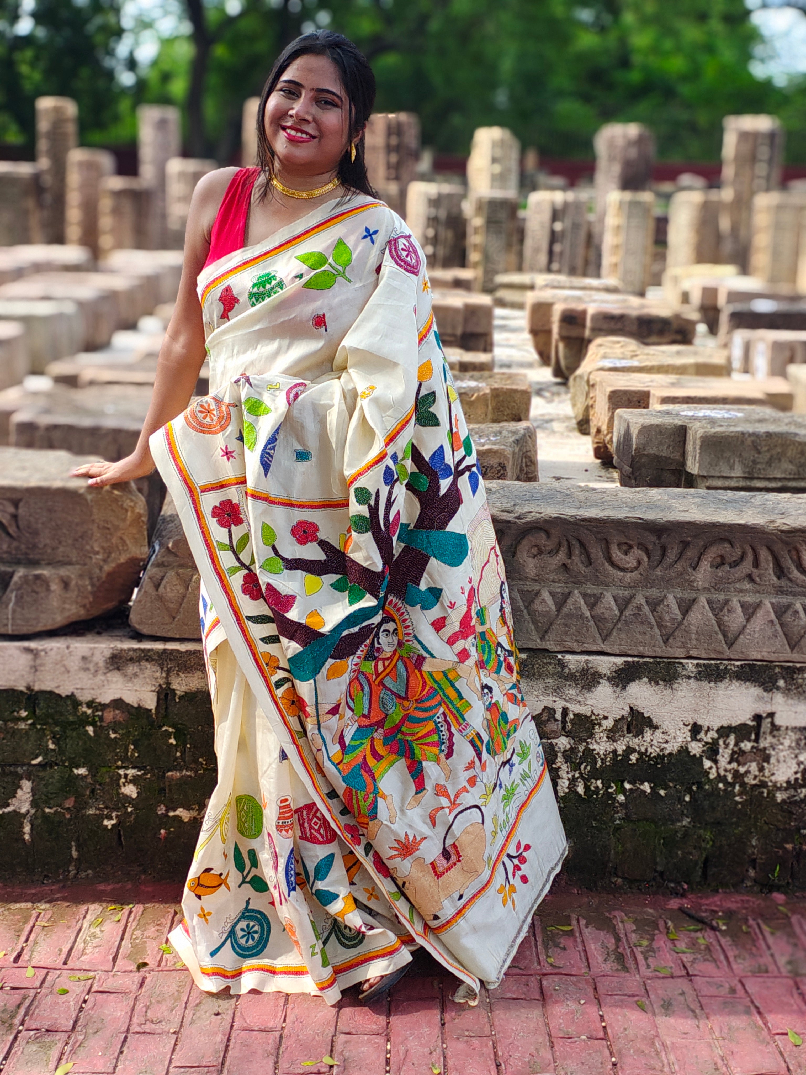 Mrinalī • Kantha Stitch • Tussar