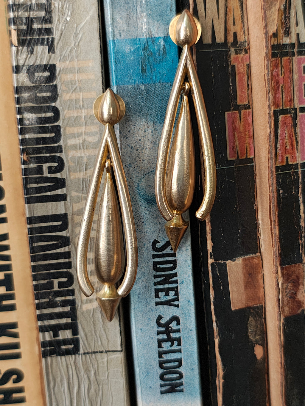 Arrow Dangler • Brass Earrings--Crimson Braid -Crimson Braid 